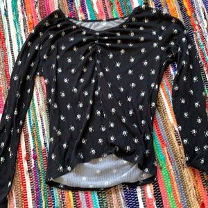 A black long sleeve shirt